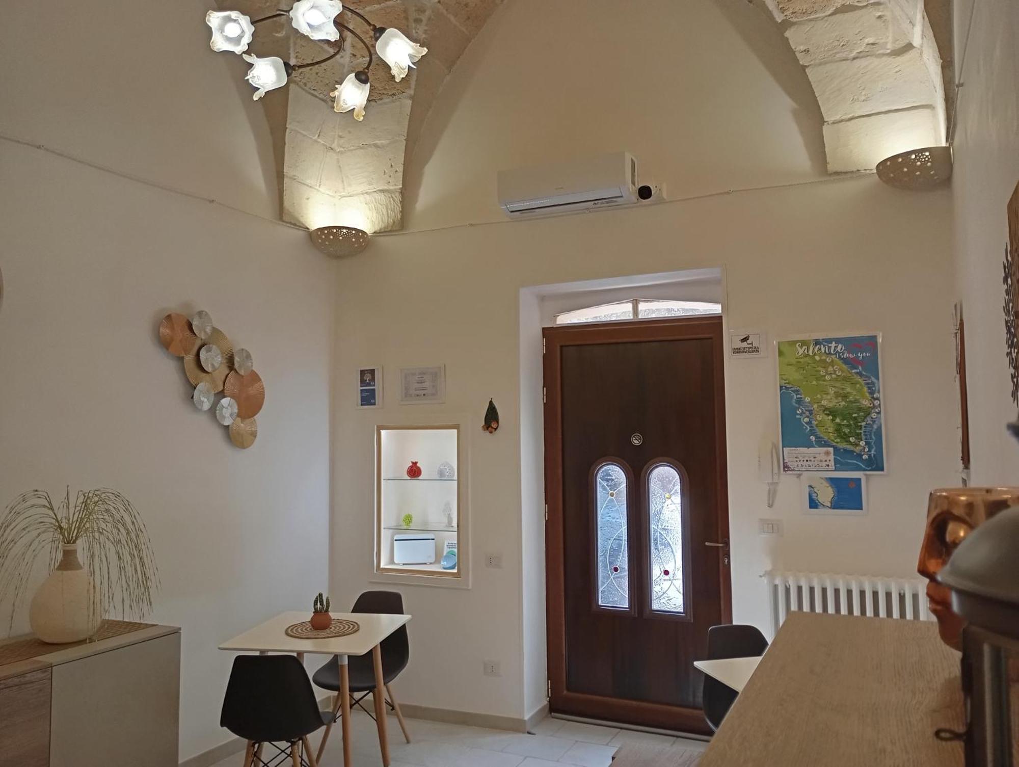 Samele Bed And Breakfast Lecce Exterior photo